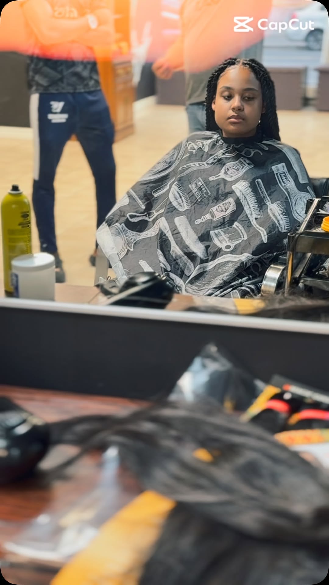 ✨ NOUVEAU LOOK, NOUVELLE ÉNERGIE !
Que ce soit pour une coupe, une coloration ou