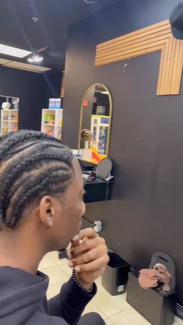 #freshcut #cornrowstyles @bk_hairsalon 😍😍😍